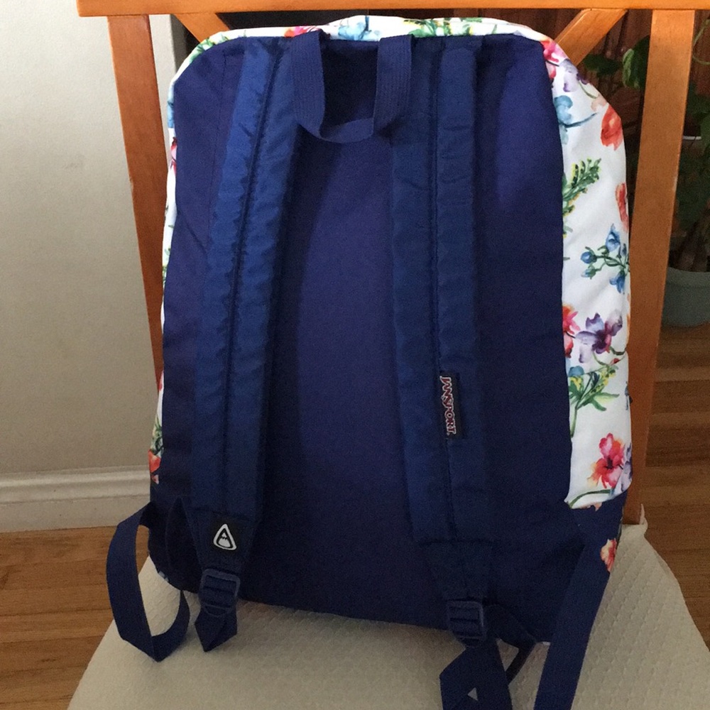 Jansport Backpack. - Picture 2 of 4
